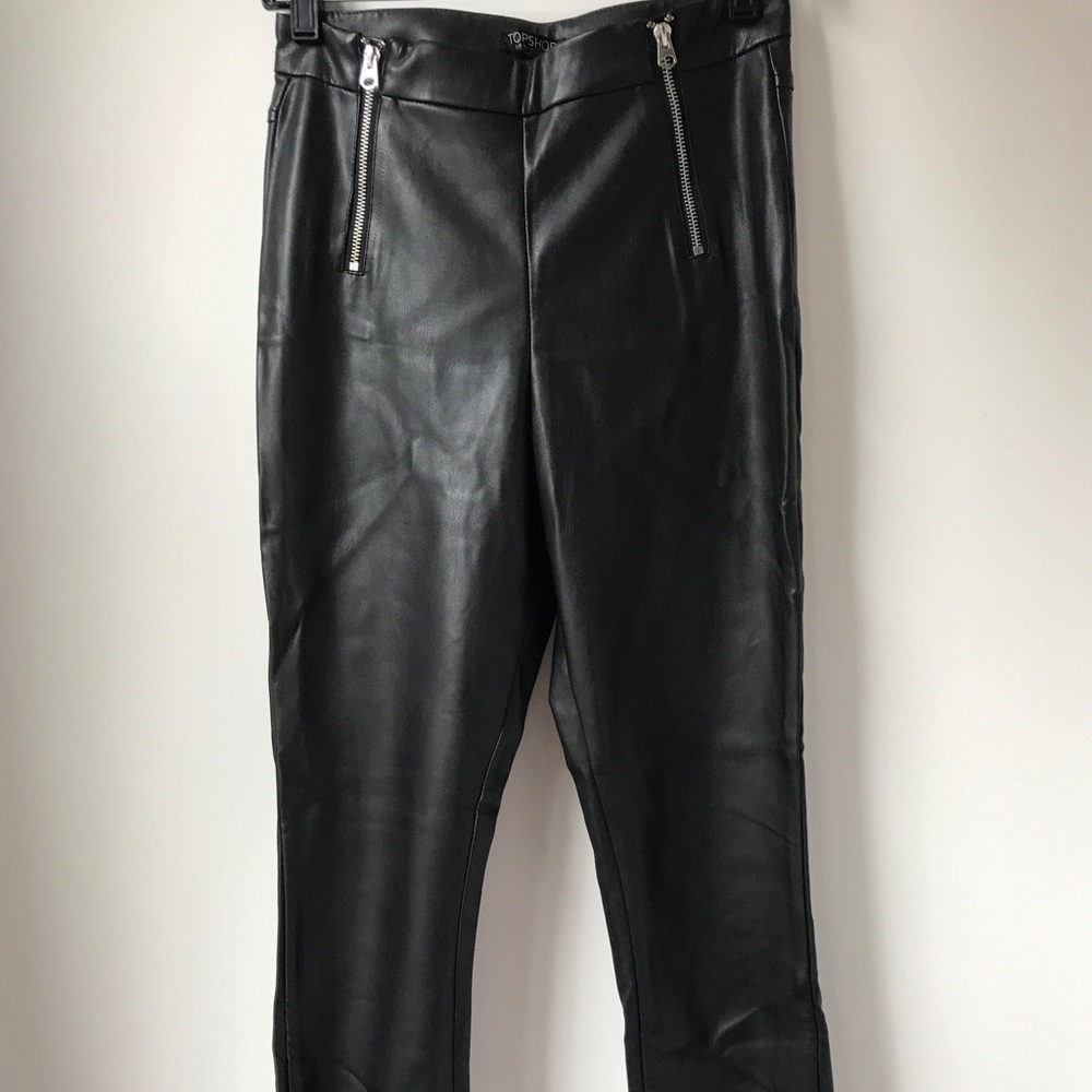 New Topshop Black Faux Leather Ankle Pants Size 4